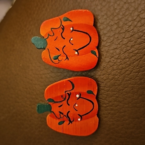 3/$30 Handpainted Wood Fall Autumn Thanksgiving Pumpkin Post Earrings - Picture 2 of 4